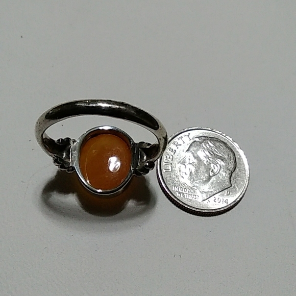 Jade Ring - Picture 7 of 7